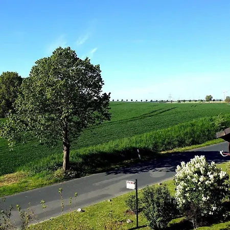 Am Papensee شقة